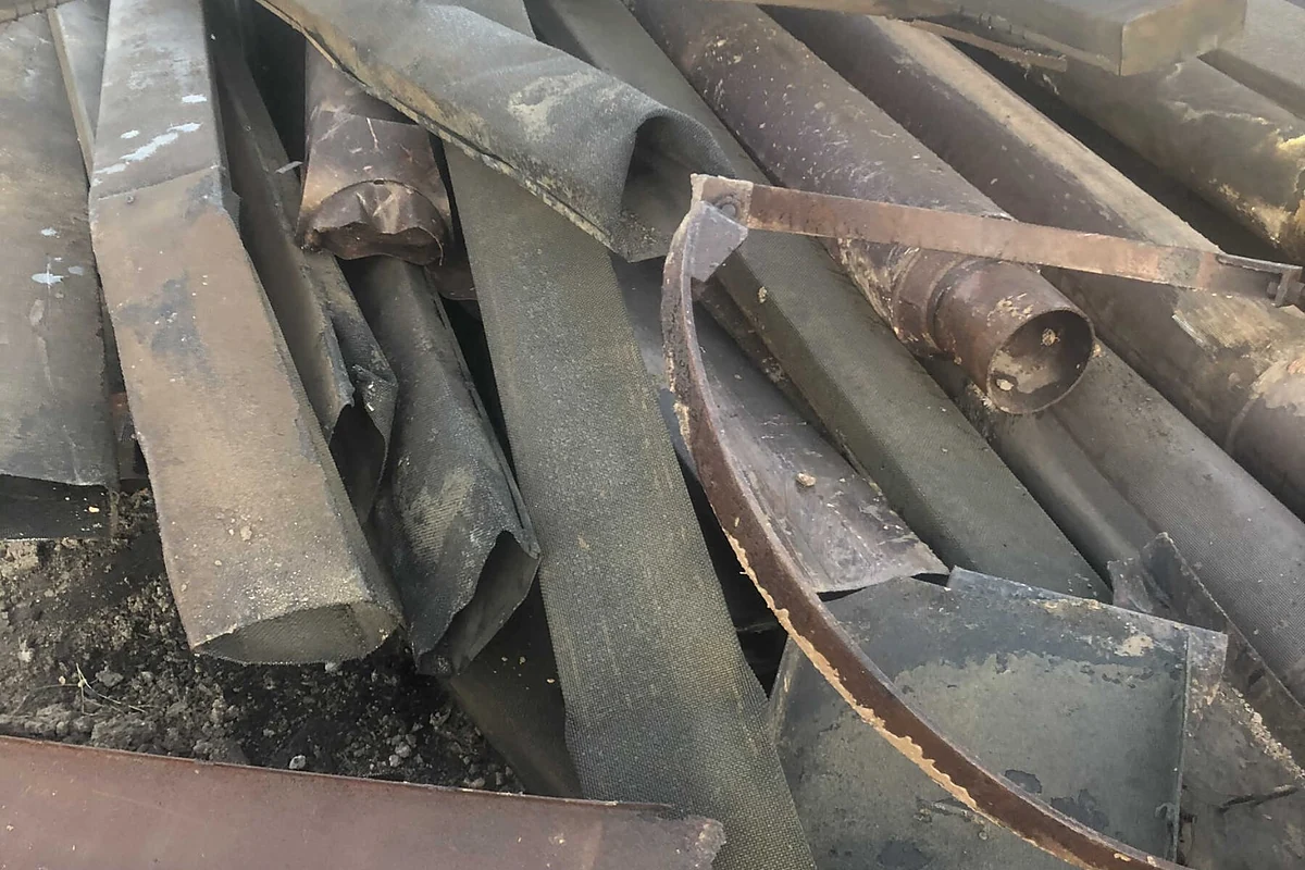 Recovered industrial steel and metal components